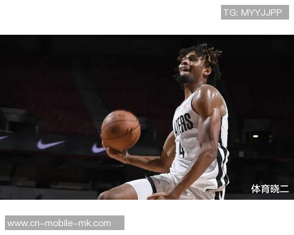 德里克怀特第四节表现惊艳末节独得13分2板2帽引发热议